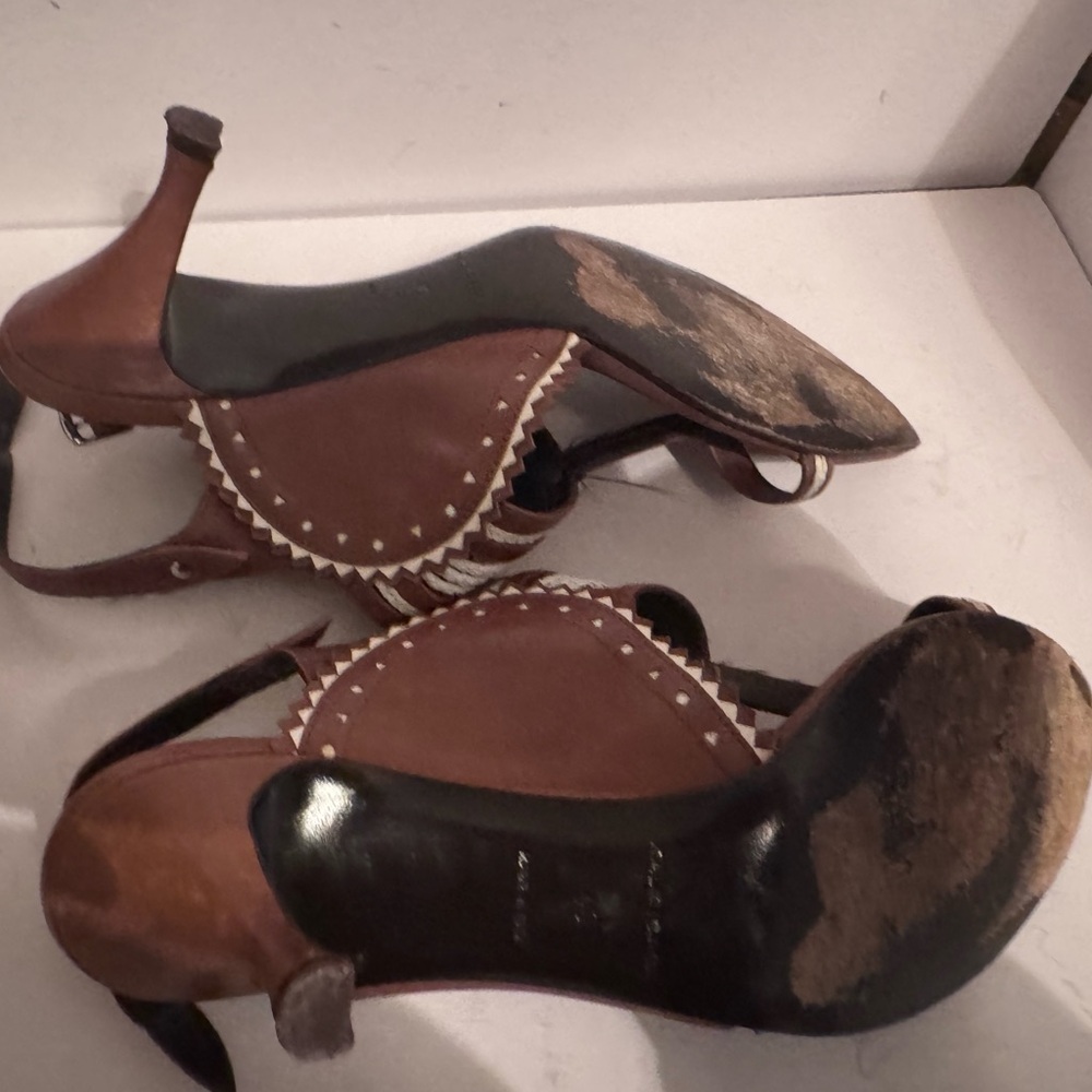 Balenciago Women's Brown and White Sandals
3 in heel - Picture 8 of 10